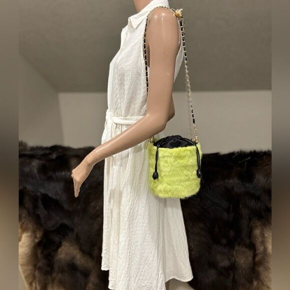 Handmade Lime Green Genuine Mink Fur & Drawstring Bucket Bag/Crossbody - Picture 7 of 15